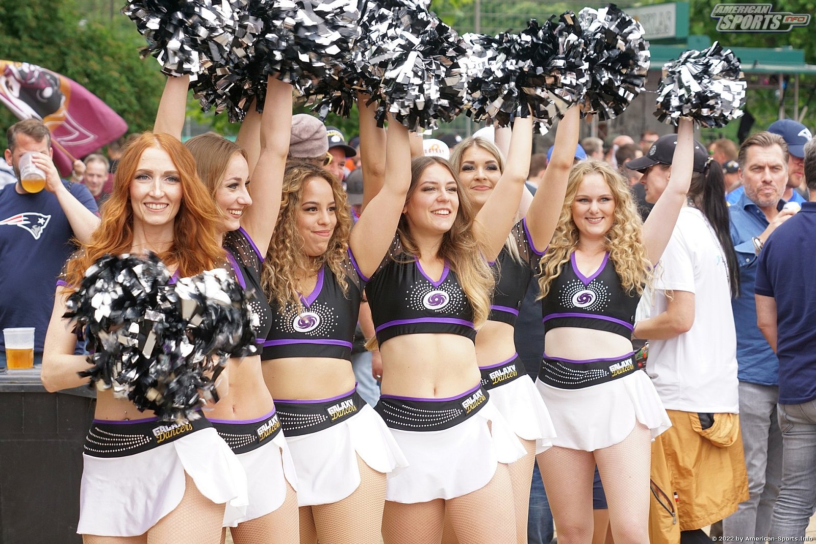 Die Cheerleader beim Spiel Frankfurt Galaxy vs Rhein Fire am 05.06.2022