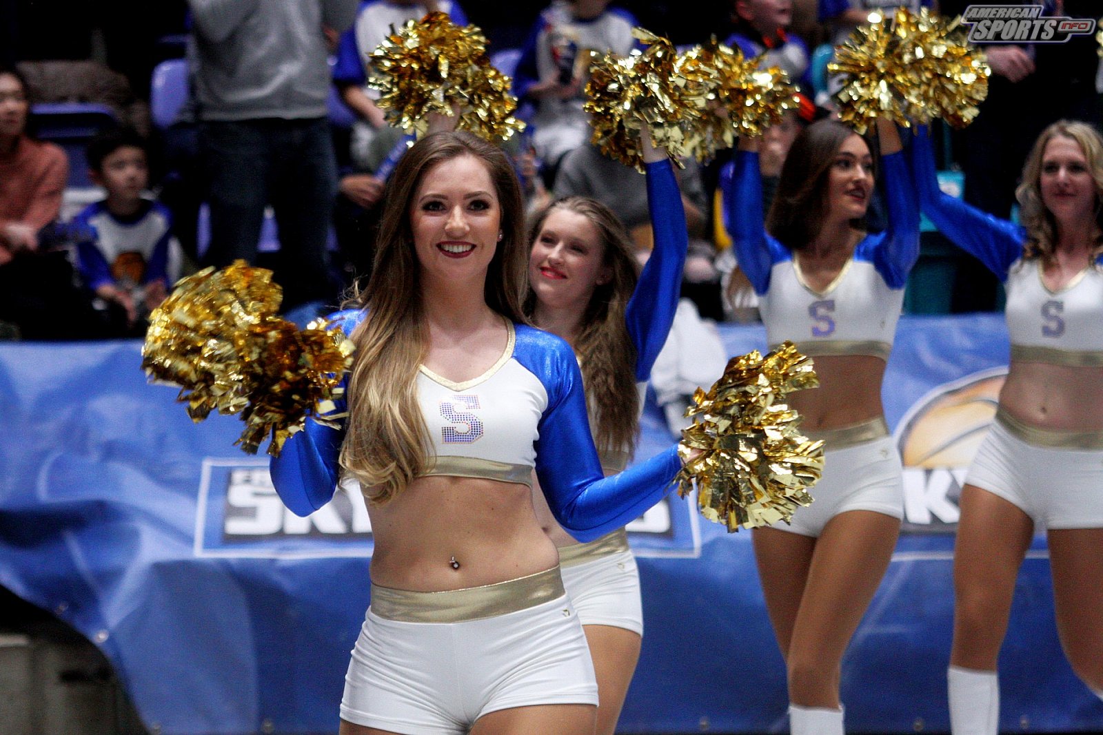 Das Frankfurt Skyliners Danceteam beim BBL Heimspiel gegen MHP Riesen Ludwigsburg am 10.02.2019