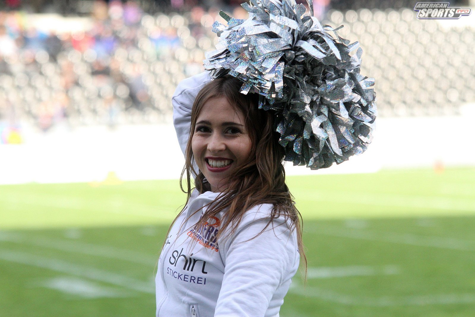 Die Frankfurt Universe Cheerleader beim Heimspiel gegen die Allgäu Comets 05.05.2019