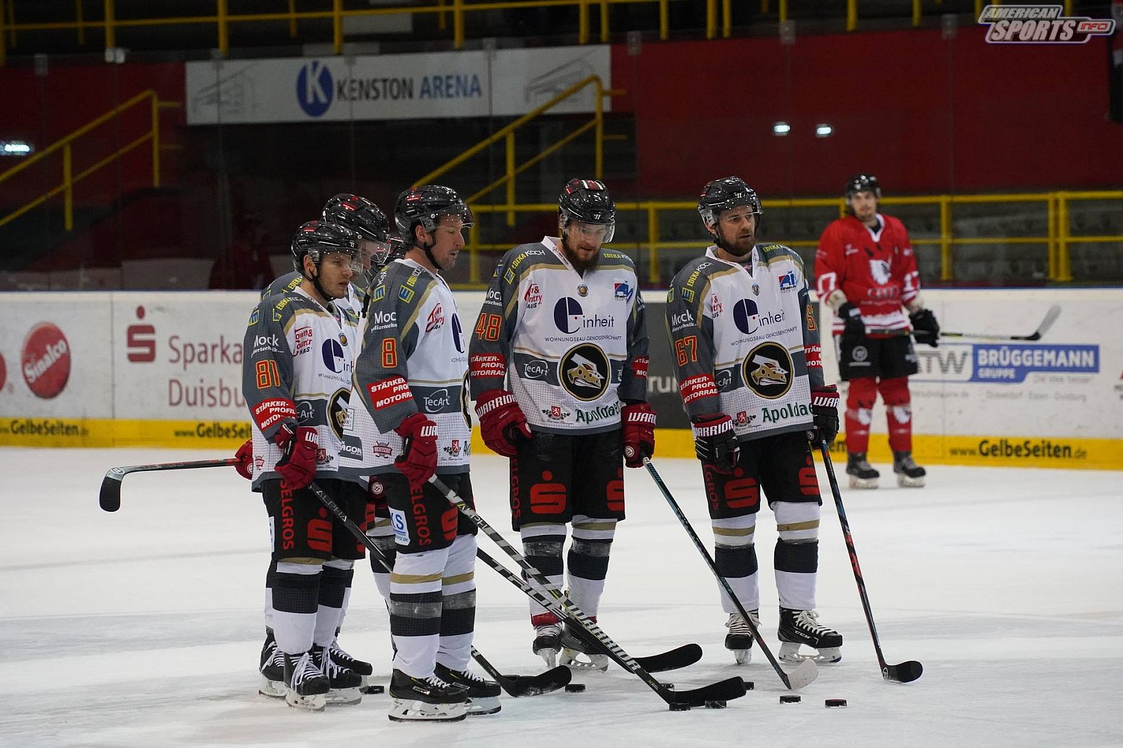 Oberliga Eishockey:Füchse Duisburg vs TecArt BlackDragons Erfurt 5:1 07.12.2018