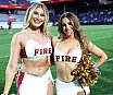 Die Cheerleader beim Spiel Vienna Vikings vs Rhein Fire (26:33) am 21.06.2025