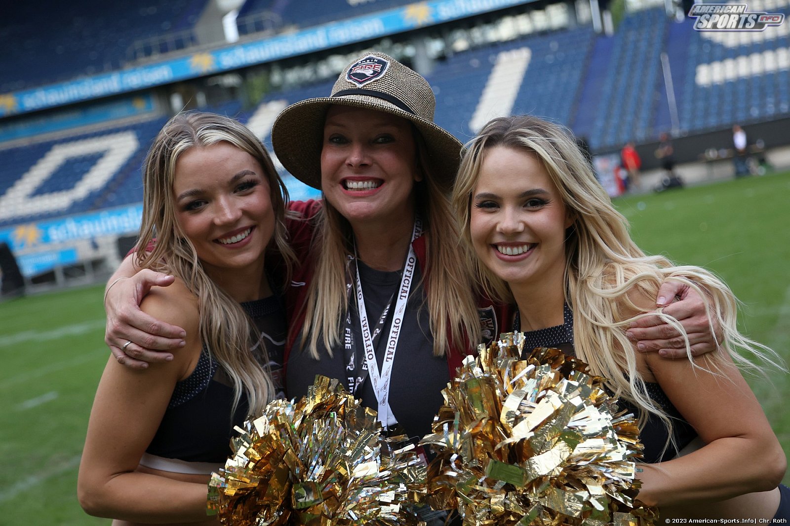 Die Cheerleader beim Spiel Rhein Fire vs Cologne Centurions am 23.07.2023