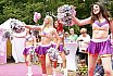 Die Frankfurt Universe Cheerleader bei der Oldtimer Ausstellung in Frankfurt H&ouml;chst 07.07.2019