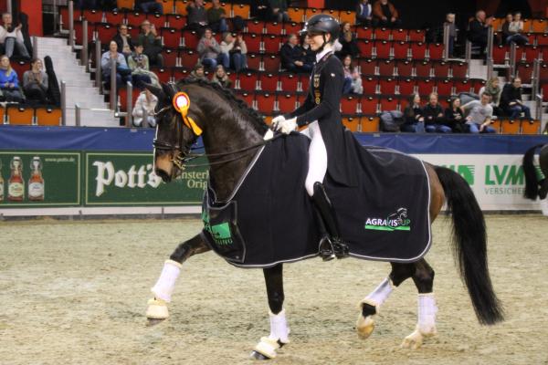 AGRAVIS Cup: Helen Erbe und Carlos siegen im Grand Prix Special